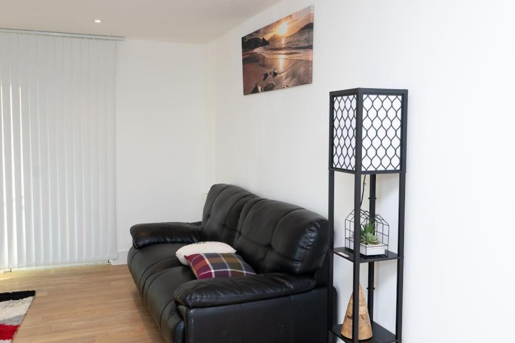 1 Bed Luxury Comfortable Apt Londýn Exteriér fotografie