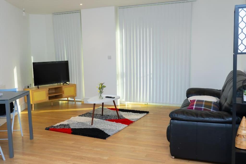 1 Bed Luxury Comfortable Apt Londýn Exteriér fotografie
