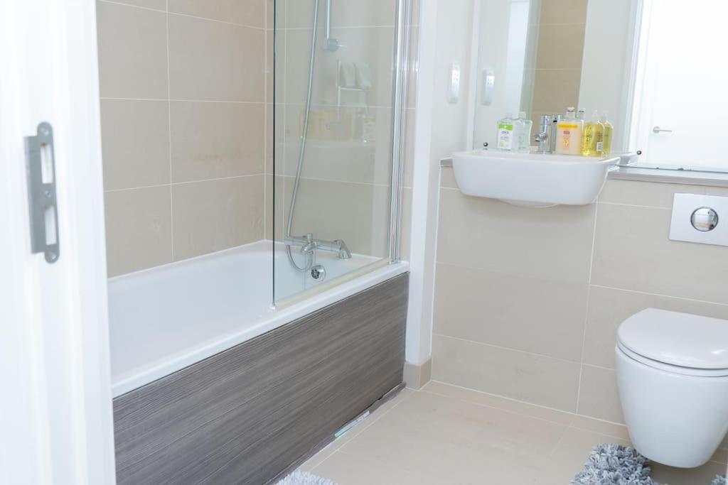 1 Bed Luxury Comfortable Apt Londýn Exteriér fotografie
